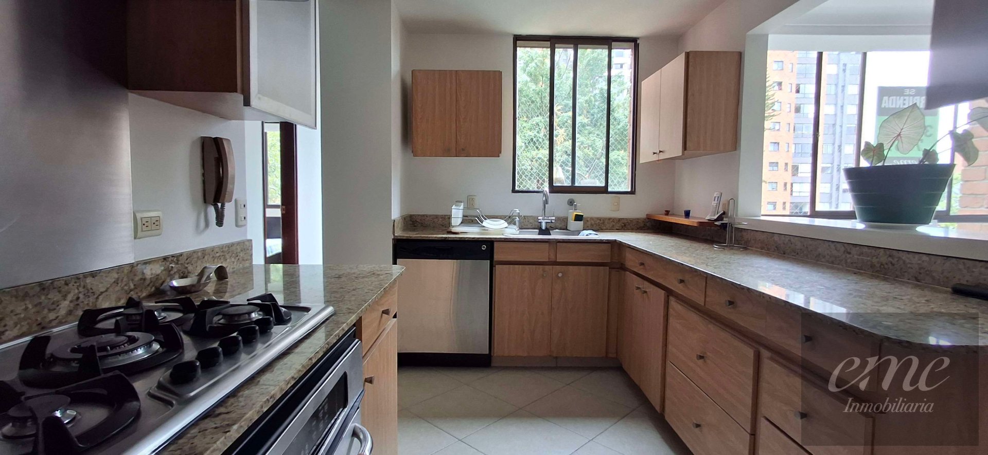 Apartamento en arriendo en El Campestre, Medellín · foto 4 de 20