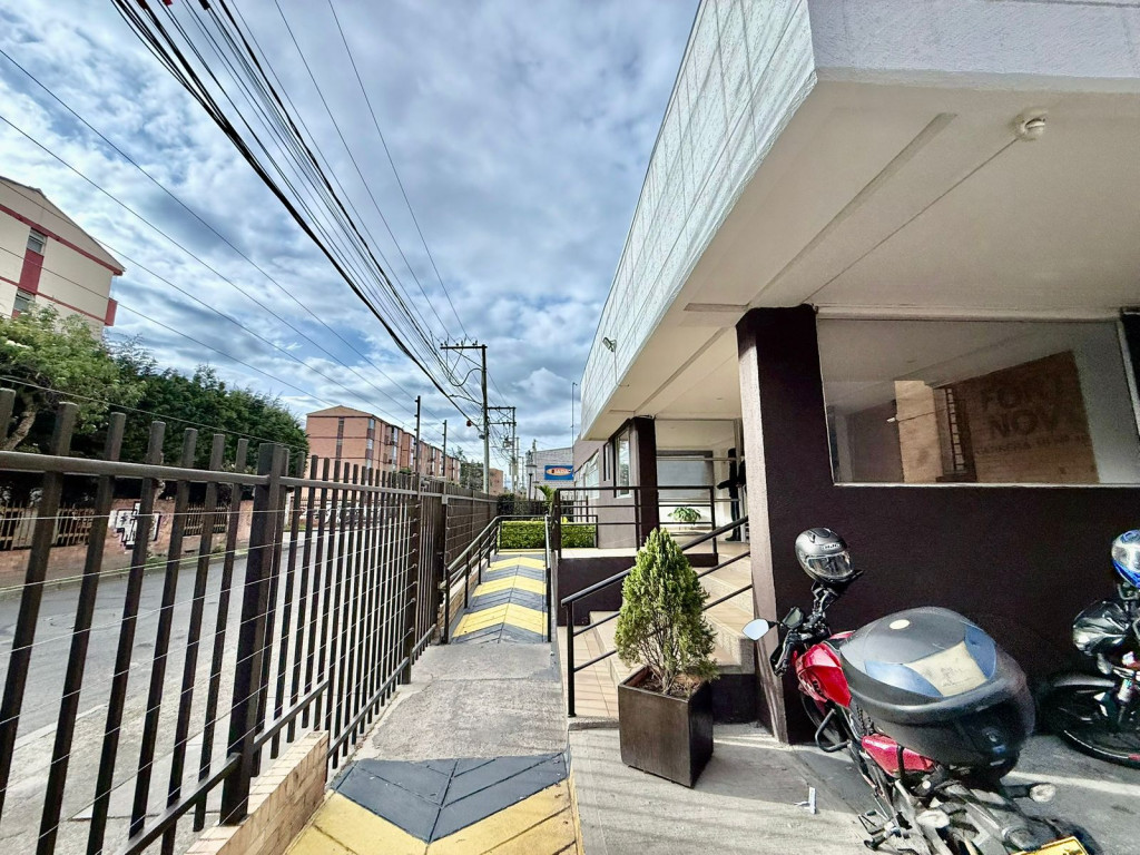 Apartamento en venta en Lagos De Torca, Bogotá · foto 3 de 24