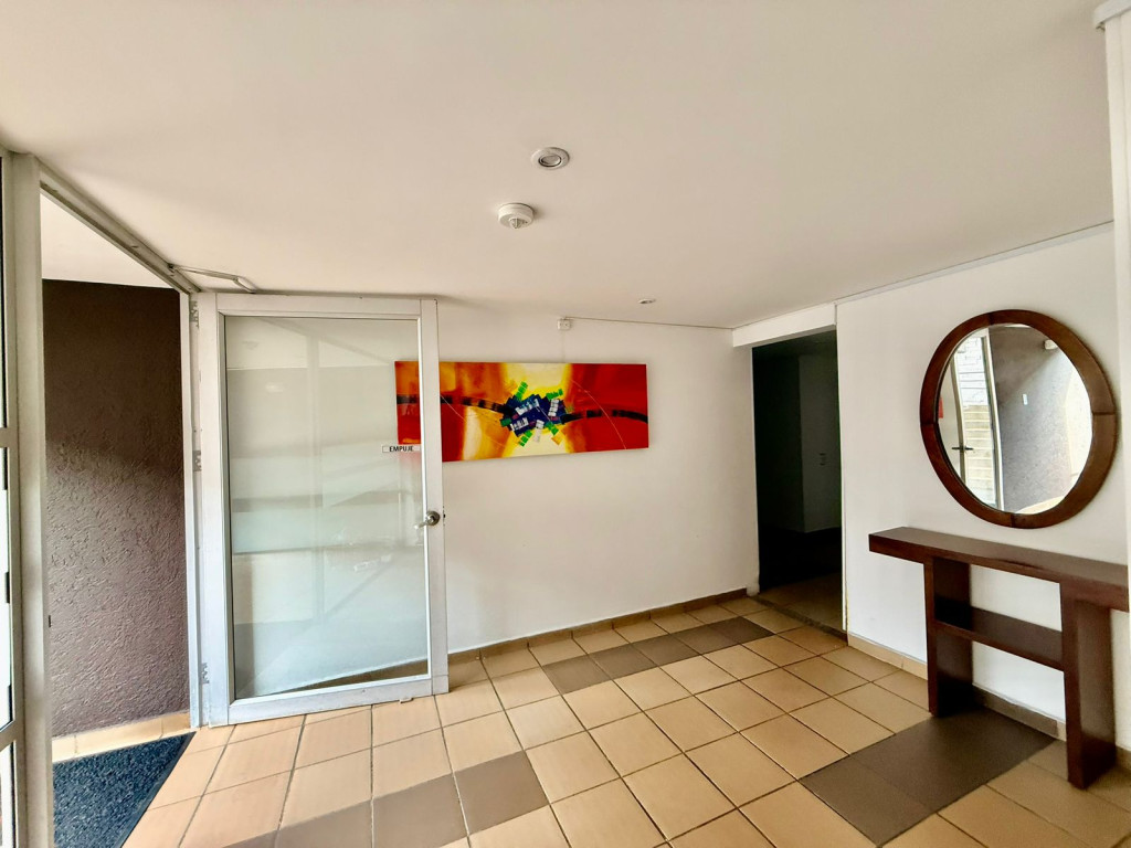 Apartamento en venta en Lagos De Torca, Bogotá · foto 6 de 24