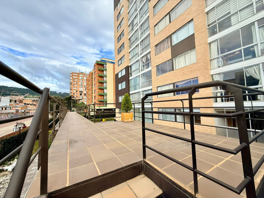 Apartamento en venta en Lagos De Torca, Bogotá · foto 7 de 24