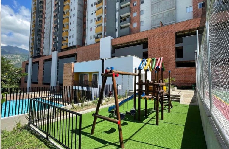 Apartamento de 2 alcobas en venta en Fontidueño, Copacabana, 57 m² · foto 14 de 15