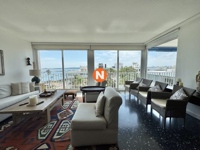 ALQUILER ANUAL CON VISTA AL MAR · Foto 3