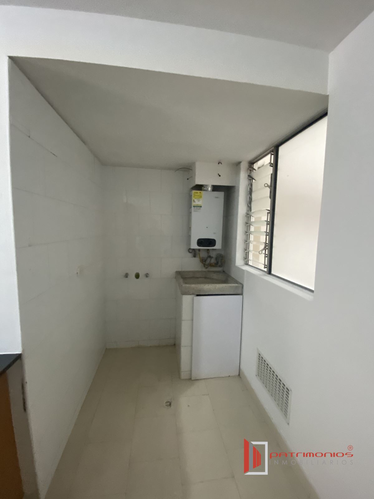 Apartamento en venta en Lagos De Cordoba, Bogotá · foto 16 de 23