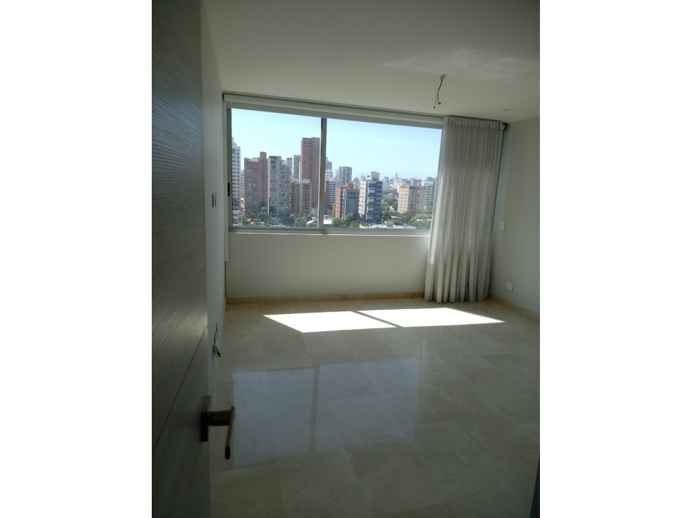 Apartamento en arriendo en Riomar, Barranquilla · foto 3 de 9
