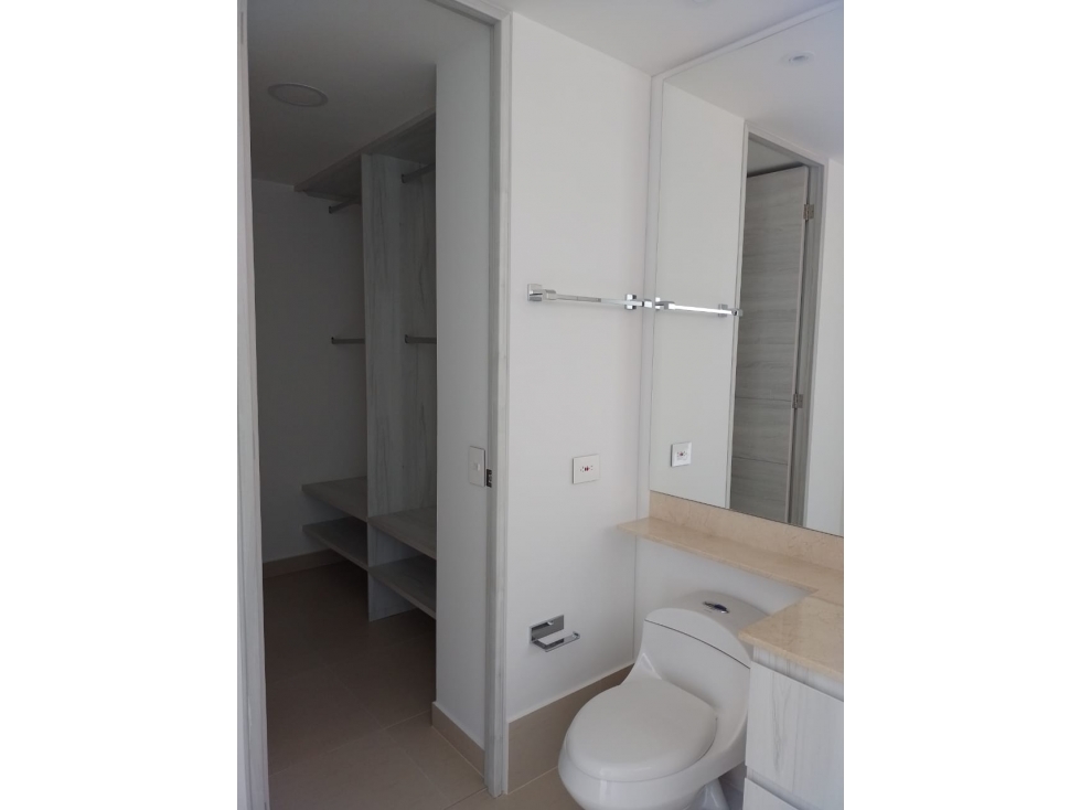 Apartamento en arriendo en Riomar, Barranquilla · foto 7 de 9