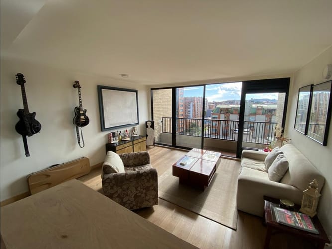 Apartamento de 2 alcobas en venta en Cedritos, Bogotá, 79 m² · foto 3 de 17