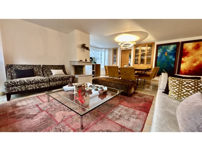 Apartamento de 3 alcobas en venta en Santa Barbara, Bogotá, 160 m² · foto 3 de 17