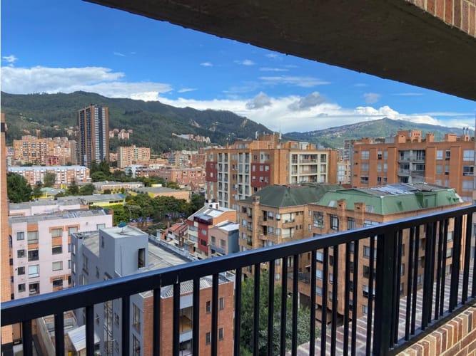 Apartamento de 2 alcobas en venta en Cedritos, Bogotá, 79 m² · foto 6 de 17