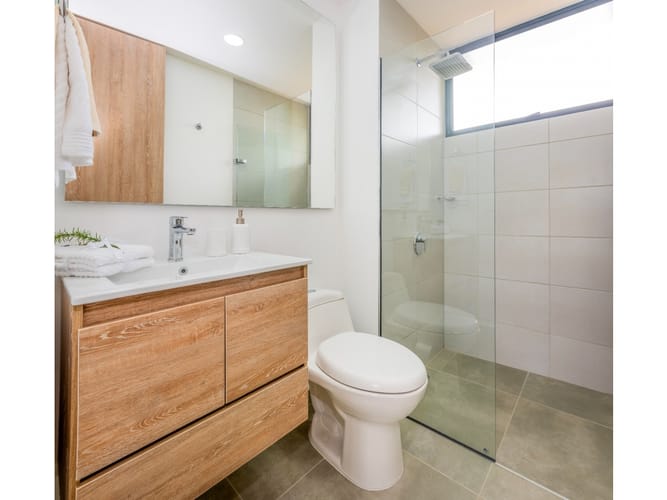 Apartamento de 1 alcoba en venta en El Poblado, Medellín, 56 m² · foto 13 de 24