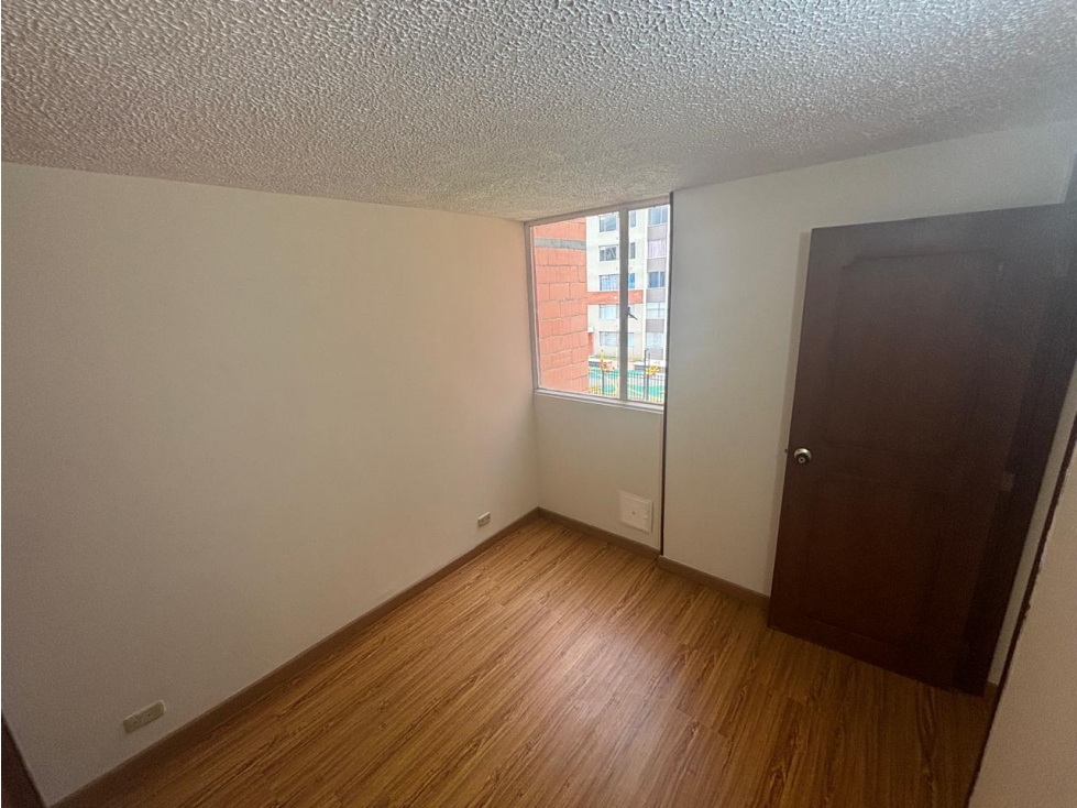 Apartamento en venta en Pinos De Lombardia, Bogotá · foto 11 de 16