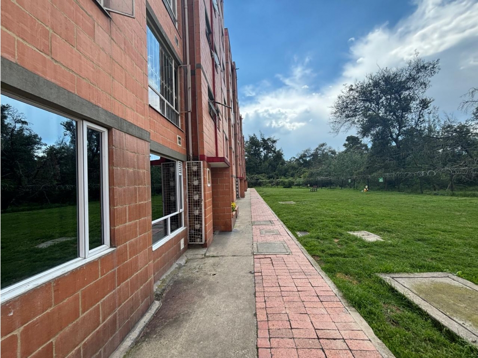 Apartamento en venta en Pinos De Lombardia, Bogotá · foto 16 de 16
