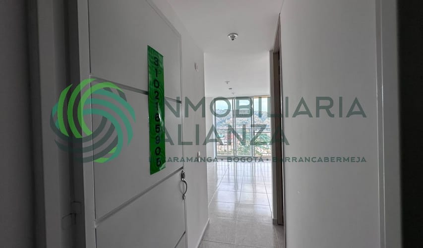 Apartamento de 3 alcobas en arriendo en Altos Del San Antonio Del Carrizal, Girón, 54 m² · foto 2 de 16