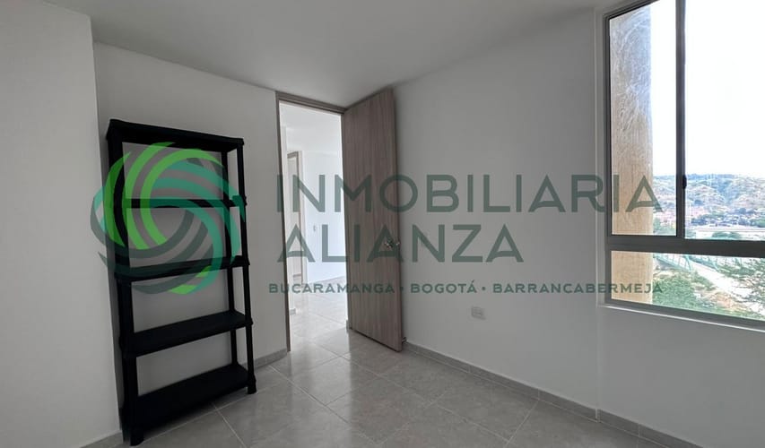 Apartamento de 3 alcobas en arriendo en Altos Del San Antonio Del Carrizal, Girón, 54 m² · foto 15 de 16