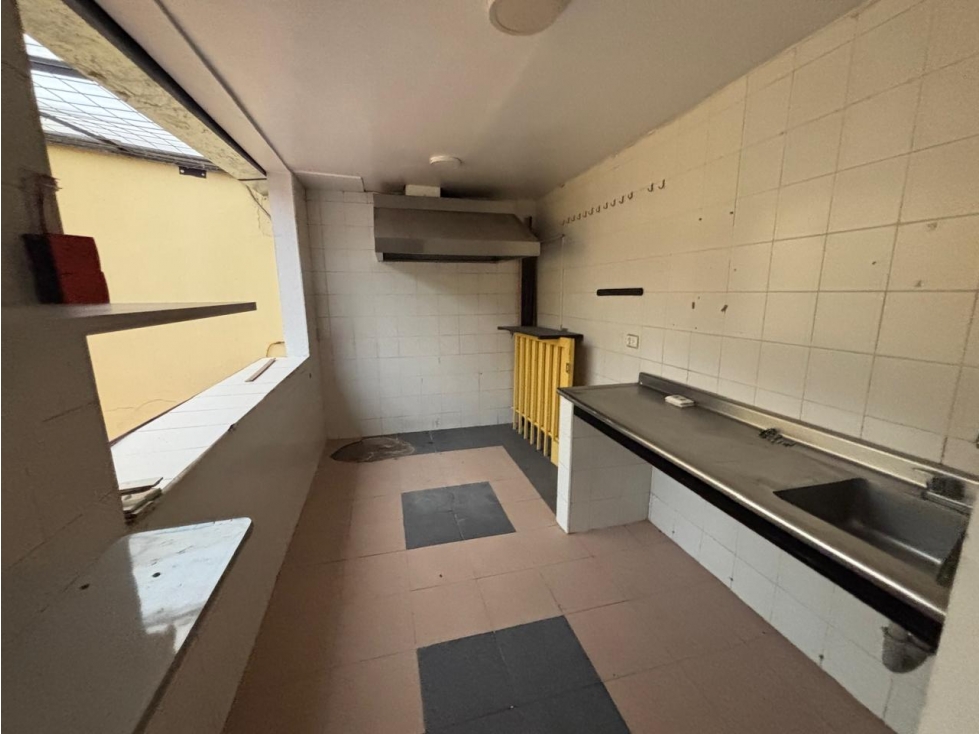 Casa en venta en La Castellana, Bogotá · foto 8 de 24