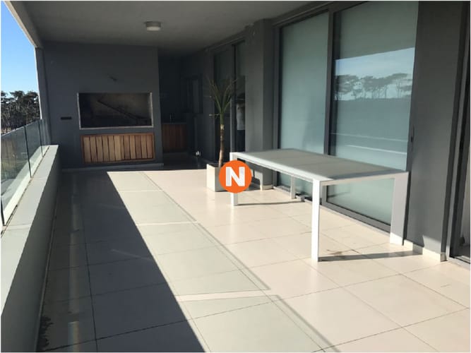 Apartamento en Venta y Alquiler, Brava, Punta del Este, 3 Dormitorios. · Foto 3