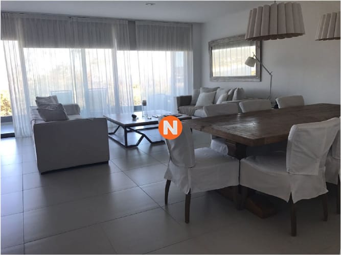 Apartamento en Venta y Alquiler, Brava, Punta del Este, 3 Dormitorios. · Foto 4