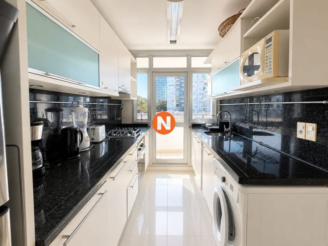 Apartamento en Venta y Alquiler, Mansa, Punta del Este, 2 Dormitorios. · Photo 8