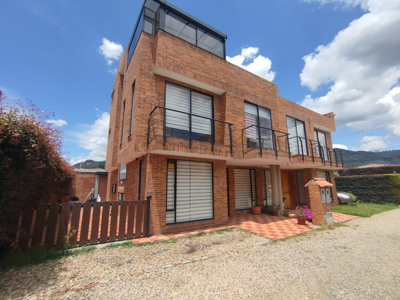 Casa en venta en Chuntame, Cajicá · foto 2 de 24
