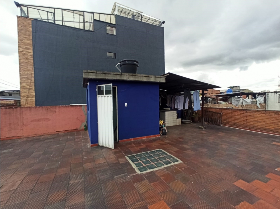 Casa en venta en La Estrada, Bogotá · foto 2 de 5