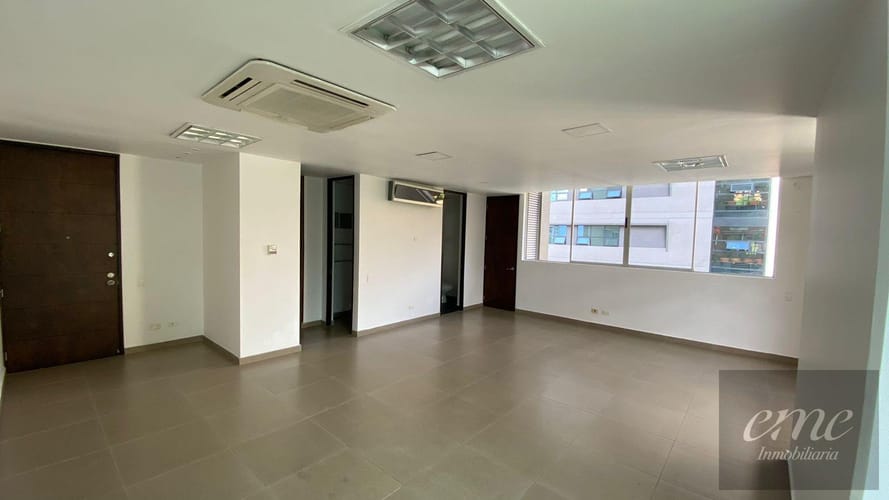 Oficina en arriendo en Los Balsos, Medellín, 54 m² · foto 7 de 10
