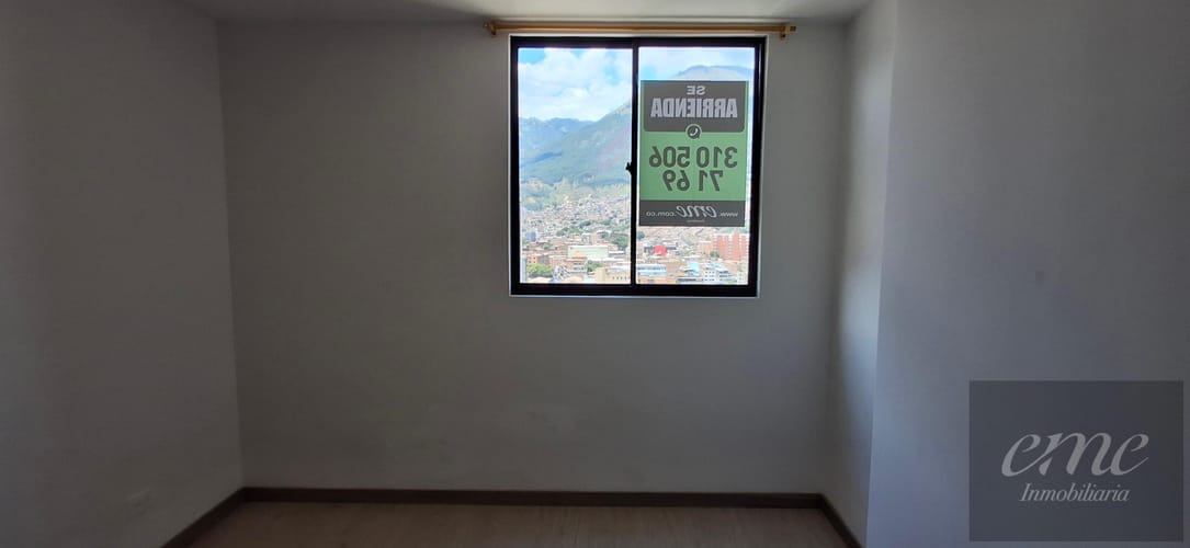 Apartamento de 3 alcobas en venta en Central, Bello, 68 m² · foto 8 de 11