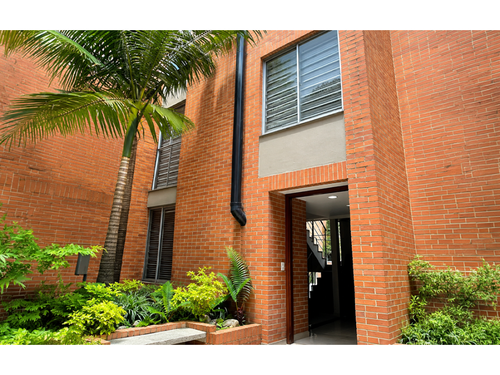 Casa en venta en El Contador, Bogotá · foto 2 de 24