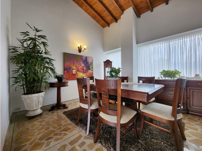 Apartamento de 3 alcobas en venta en San Lucas, Medellín, 190 m² · foto 12 de 24