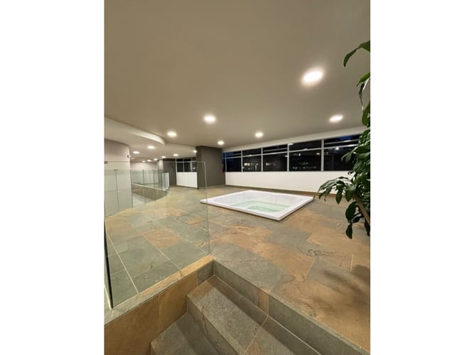 Apartaestudio en venta en El Poblado, Envigado, 60 m² · foto 19 de 24