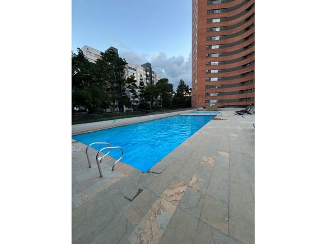 Apartaestudio en venta en El Poblado, Envigado, 60 m² · foto 20 de 24