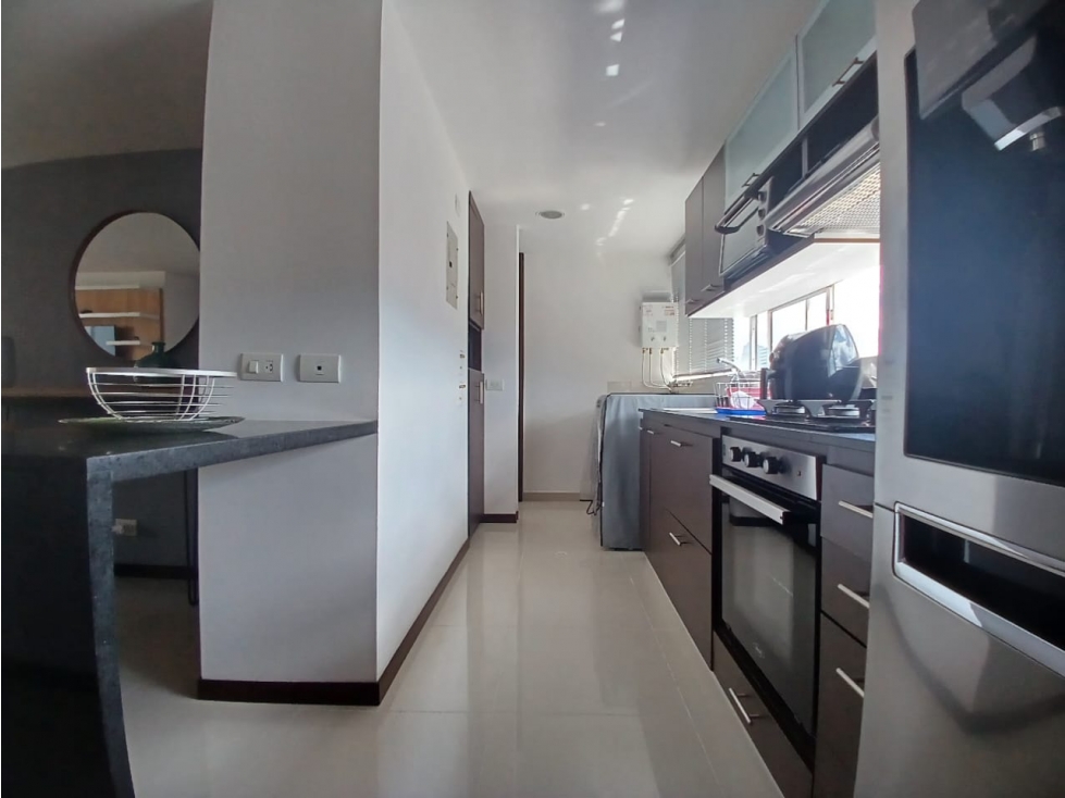 Apartamento de 4 alcobas en arriendo en Los Balsos, Medellín, 118 m² · foto 6 de 22