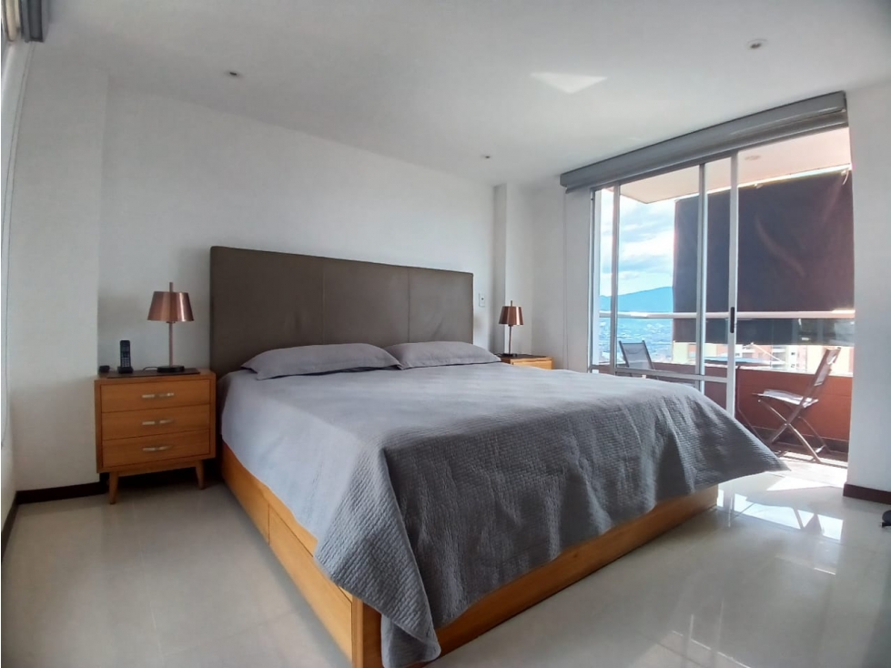 Apartamento de 4 alcobas en arriendo en Los Balsos, Medellín, 118 m² · foto 14 de 22