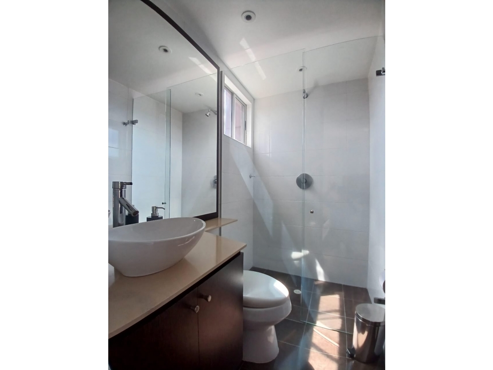 Apartamento de 4 alcobas en arriendo en Los Balsos, Medellín, 118 m² · foto 16 de 22