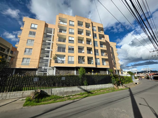 Apartamento de 1 alcoba en venta en Canelon, Cajicá, 52 m² · foto 1 de 18