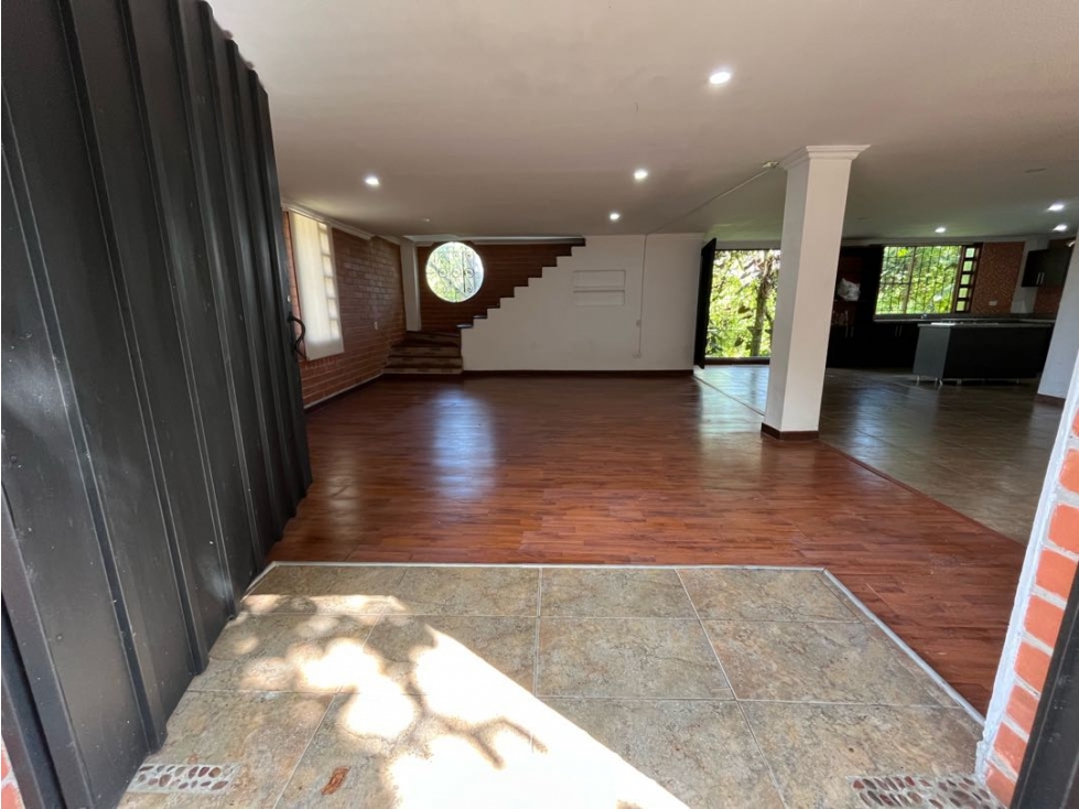 Casa en arriendo en Conjunto Residencial Isla Fuerta, Envigado · foto 4 de 24