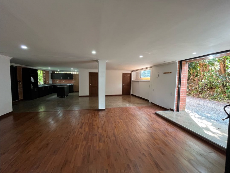 Casa en arriendo en Conjunto Residencial Isla Fuerta, Envigado · foto 9 de 24