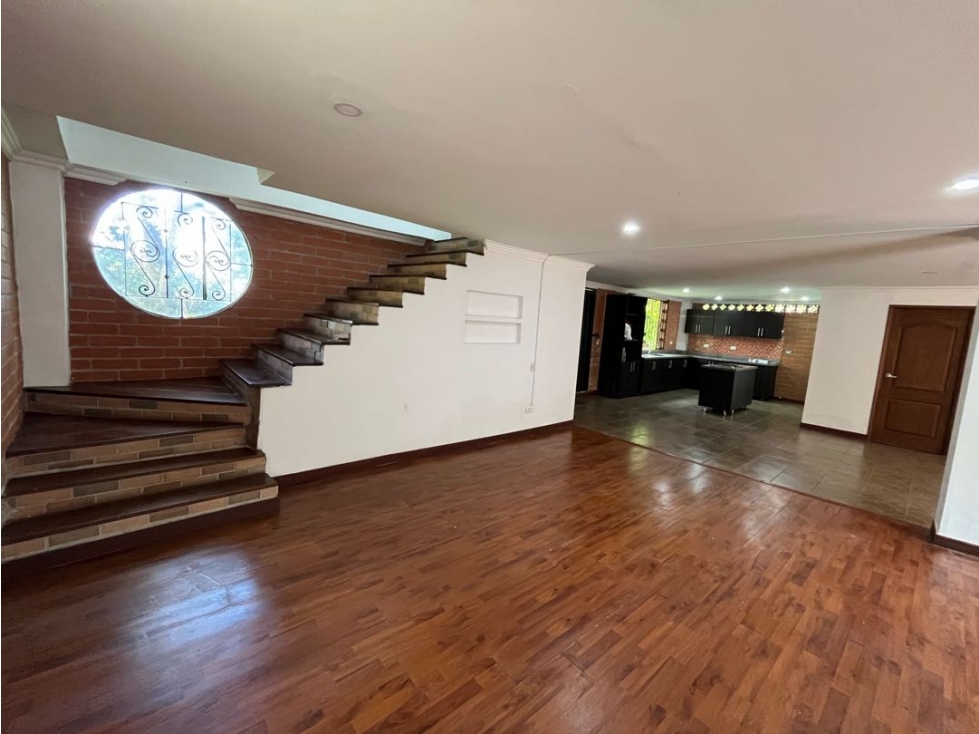 Casa en arriendo en Conjunto Residencial Isla Fuerta, Envigado · foto 10 de 24