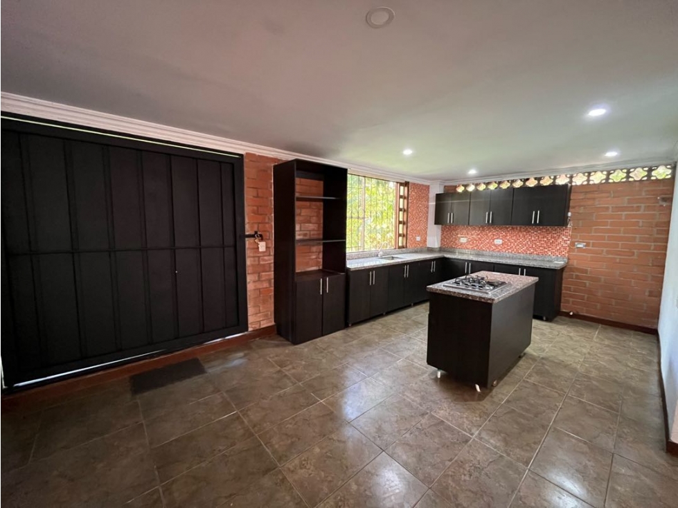 Casa en arriendo en Conjunto Residencial Isla Fuerta, Envigado · foto 11 de 24