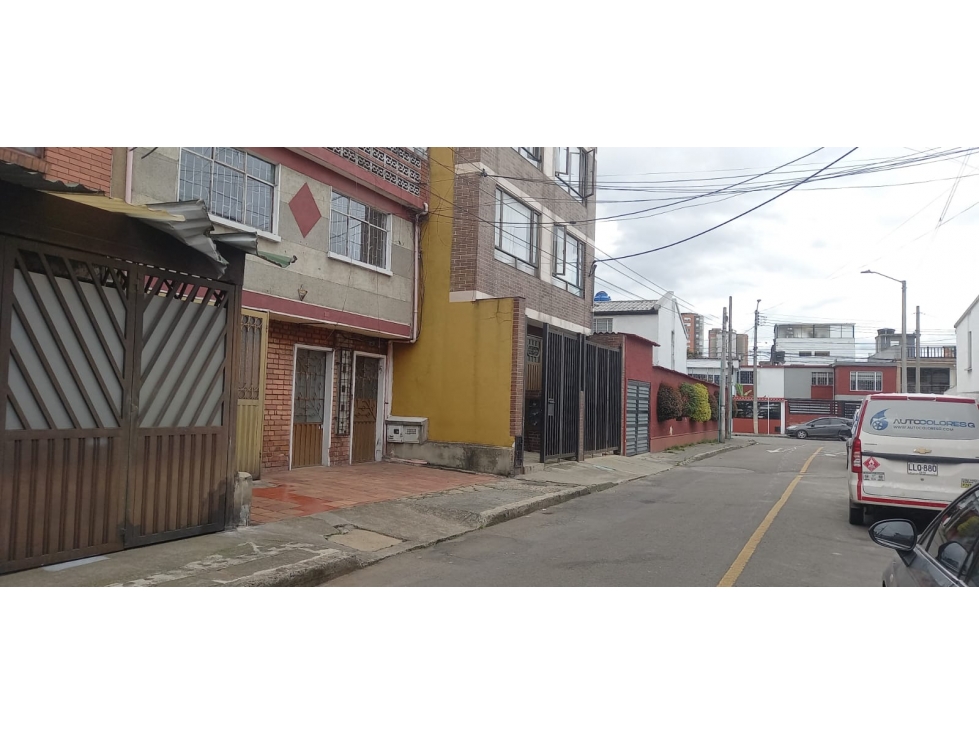 Casa en venta en Engativá, Bogotá · foto 7 de 24