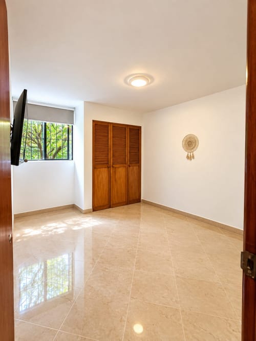 Apartamento de 3 alcobas en venta en El Diamante No. 2, Medellín, 116 m² · foto 9 de 12