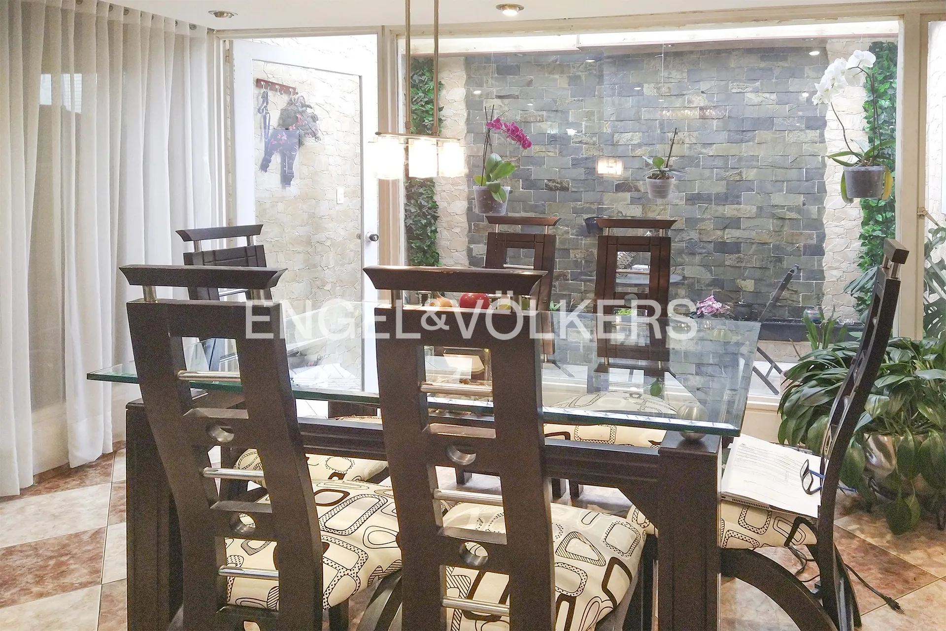 Casa en venta en Alhambra, Bogotá · foto 3 de 16