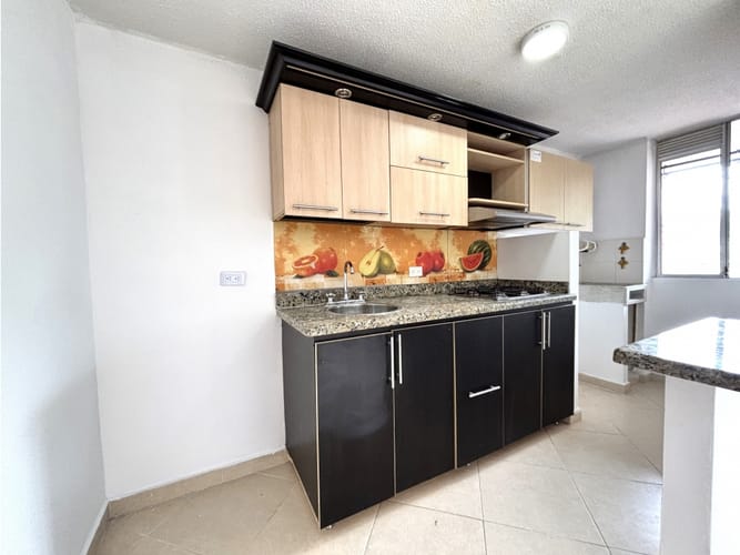 Apartamento de 2 alcobas en arriendo en El Poblado, Medellín, 55 m² · foto 4 de 10
