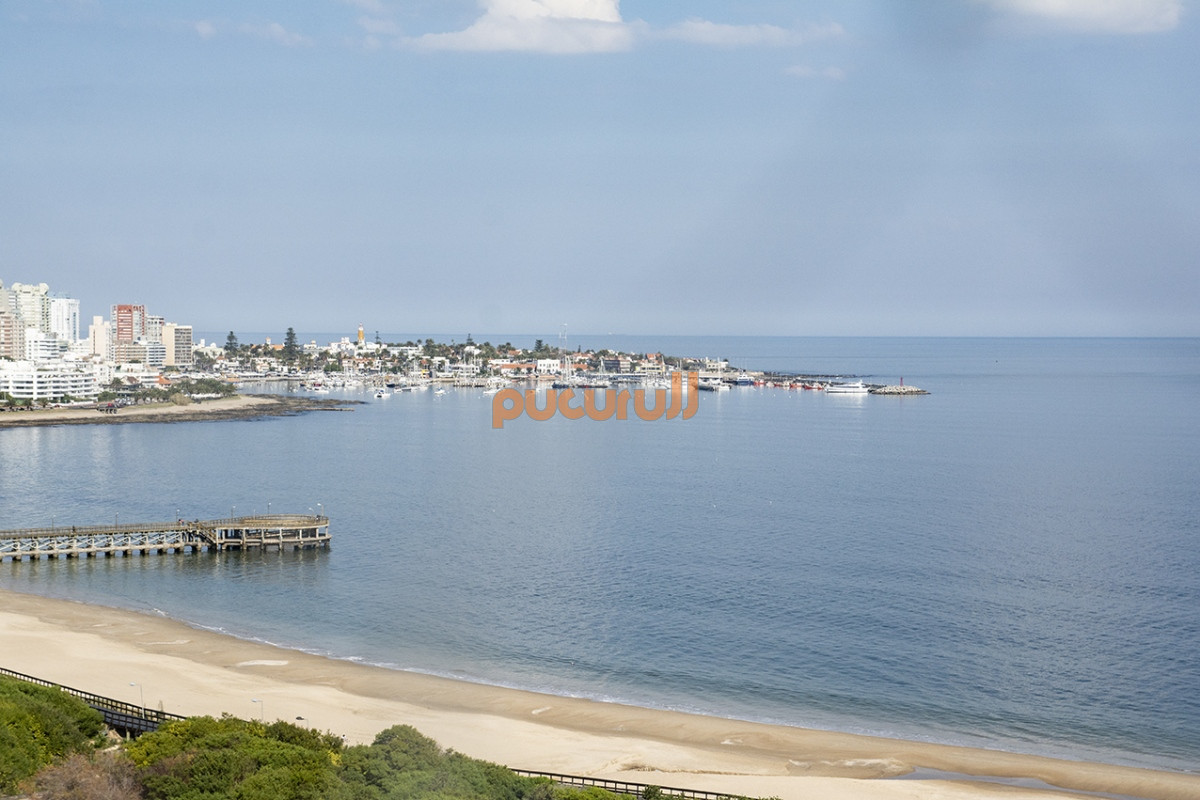 Apartamento en venta en Playa Mansa