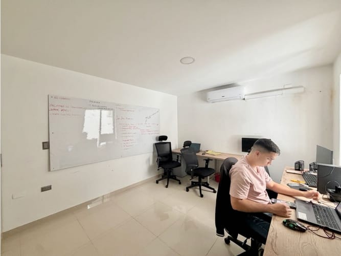 Casa de 6 alcobas en venta en Las Mercedes, Palmira, 300 m² · foto 9 de 20