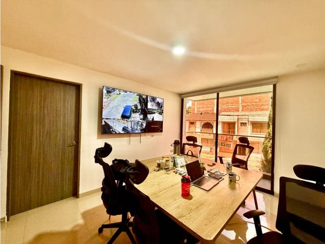 Casa de 6 alcobas en venta en Las Mercedes, Palmira, 300 m² · foto 11 de 20