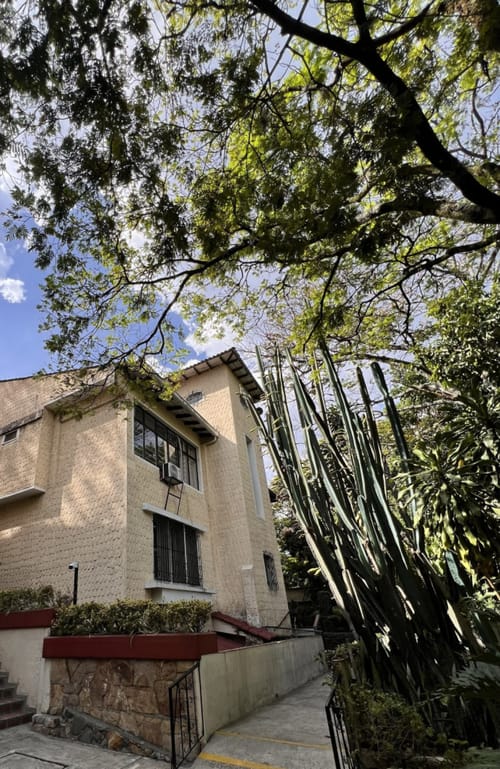 Casa de 12 alcobas en venta en Centenario, Cali, 1023 m² · foto 9 de 17