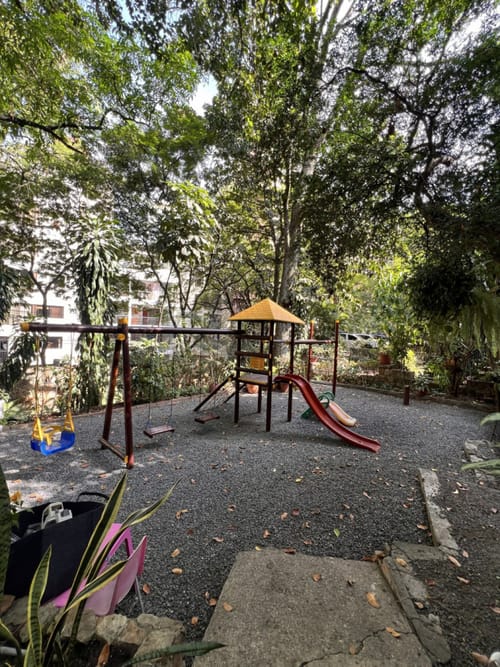 Casa de 12 alcobas en venta en Centenario, Cali, 1023 m² · foto 11 de 17