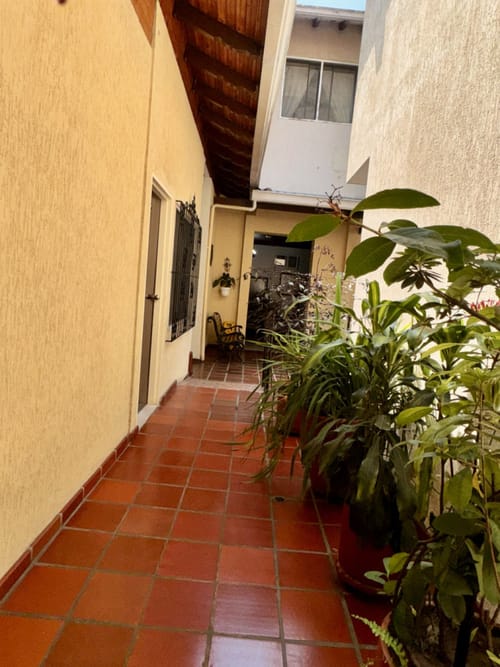 Casa de 12 alcobas en venta en Centenario, Cali, 1023 m² · foto 14 de 17