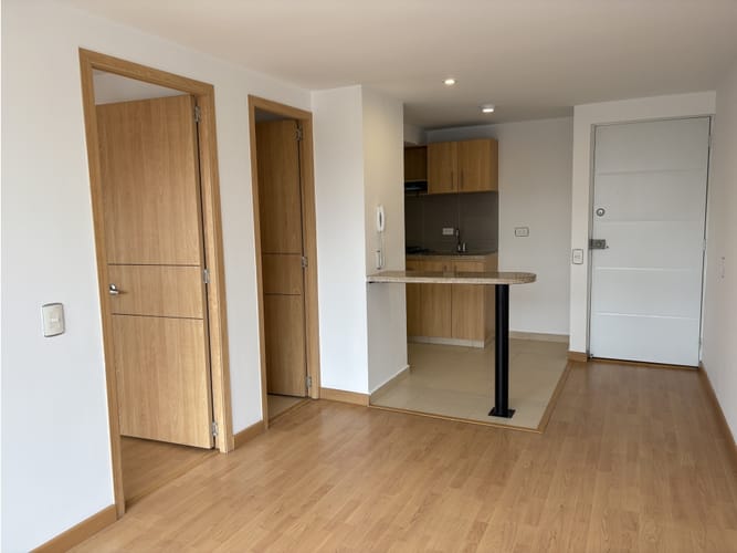 Apartaestudio en arriendo en Verbenal San Antonio, Bogotá · foto 4 de 10