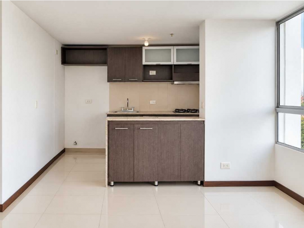 Apartamento en arriendo en Las Antillas, Envigado · foto 2 de 19