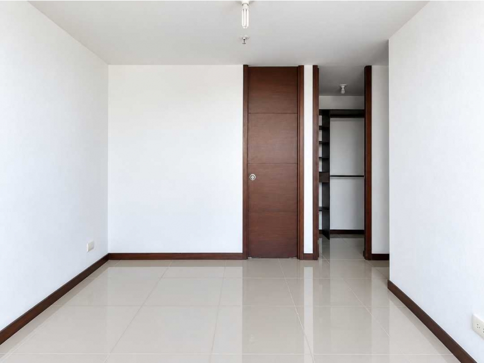 Apartamento en arriendo en Las Antillas, Envigado · foto 15 de 19